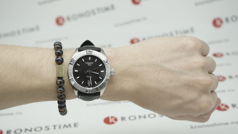 Tissot Tissot PR 100 Sport Gent T101.610.16.051.00 кварцевые мужские часы часы крупный план черный циферблата